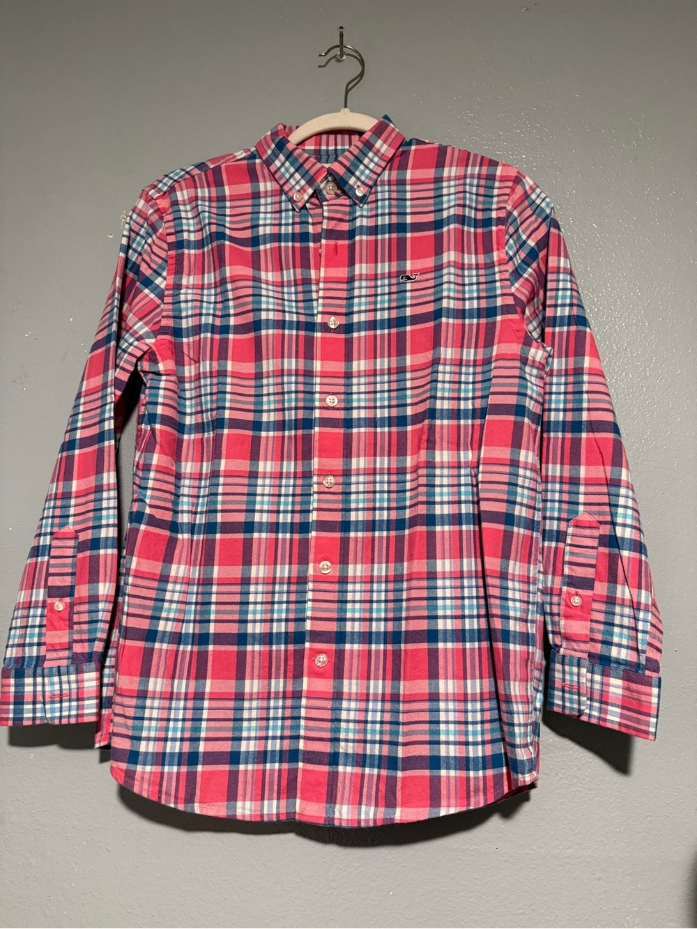 Vineyard Vines boys  Button-Down whale Shirt size M (12-14) 100% cotton